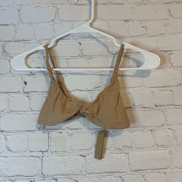 SKIMS Fits Everybody Skimpy Scoop Bralette Clay size XS - Picture 1 of 4